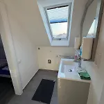 Grosszuegiges Einfamilienhaus Samt Garten & Riesiger Garage Daire