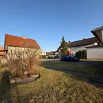 Grosszuegiges Einfamilienhaus Samt Garten & Riesiger Garage * Klagenfurt am Woerthersee