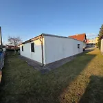Grosszuegiges Einfamilienhaus Samt Garten & Riesiger Garage