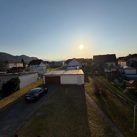 Apartamento Großzügiges Einfamilienhaus Samt Garten&riesiger Garage *