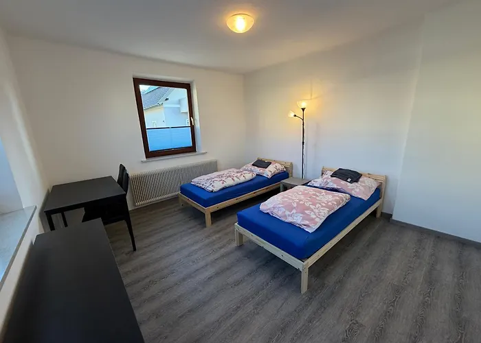 Grosszuegiges Einfamilienhaus Samt Garten & Riesiger Garage * Κλάγκενφουρτ