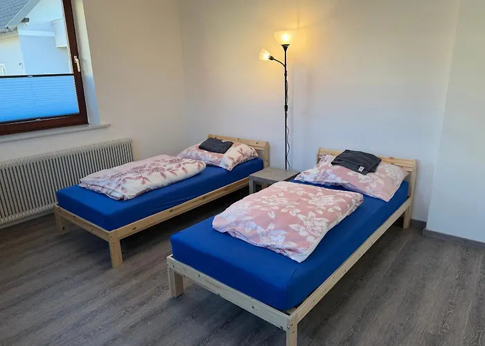 Grosszuegiges Einfamilienhaus Samt Garten & Riesiger Garage 클라겐푸르트